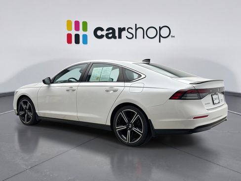 Used 2023 Honda Accord Sport image 3