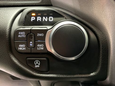 Used 2026 RAM 1500 Big Horn AWD/4WD image 25