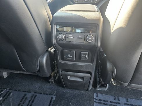 Used 2019 GMC Acadia SLT image 60