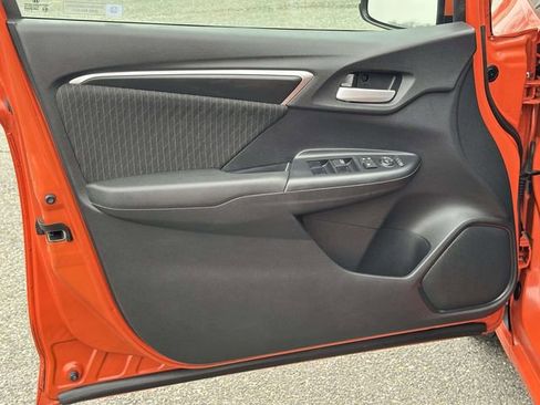 Used 2018 Honda Fit EX image 13