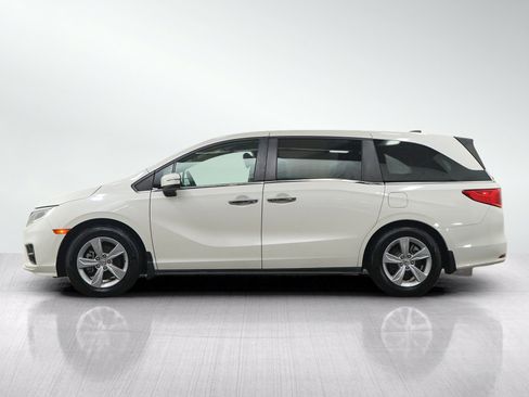 Used 2018 Honda Odyssey EX image 2