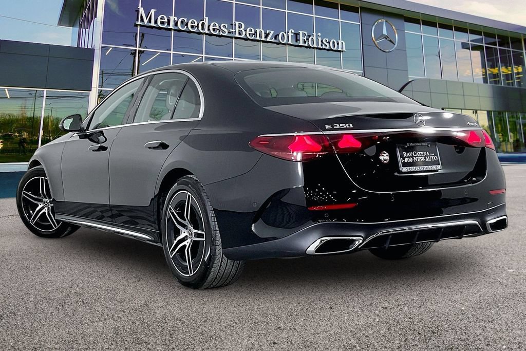 Used 2026 Mercedes-Benz E 350 4MATIC Sedan image 2