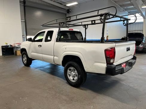 Used 2020 Toyota Tacoma SR RWD image 5