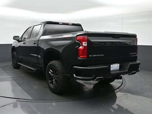 Used 2021 Chevrolet Silverado 1500 Custom Trail Boss AWD/4WD image 5