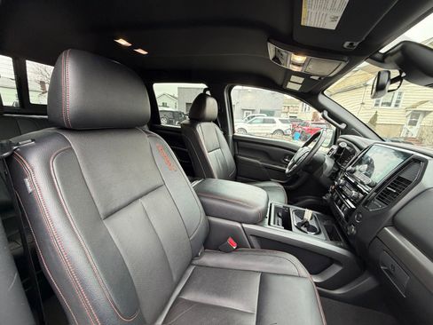 Used 2020 Nissan Titan PRO-4X w/ Pro-4x Convenience Package image 32