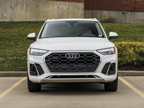 Certified 2024 Audi Q5 2.0T Prestige w/ Prestige Package AWD/4WD image 31