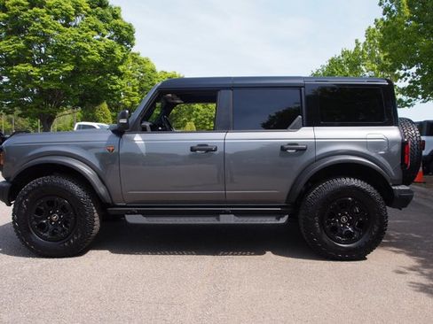 Certified 2025 Ford Bronco Badlands image 4