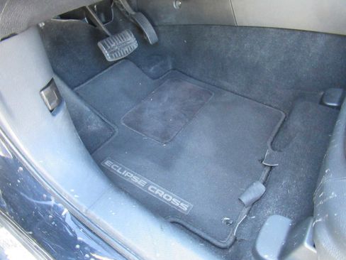 Used 2024 Mitsubishi Eclipse Cross SE image 23