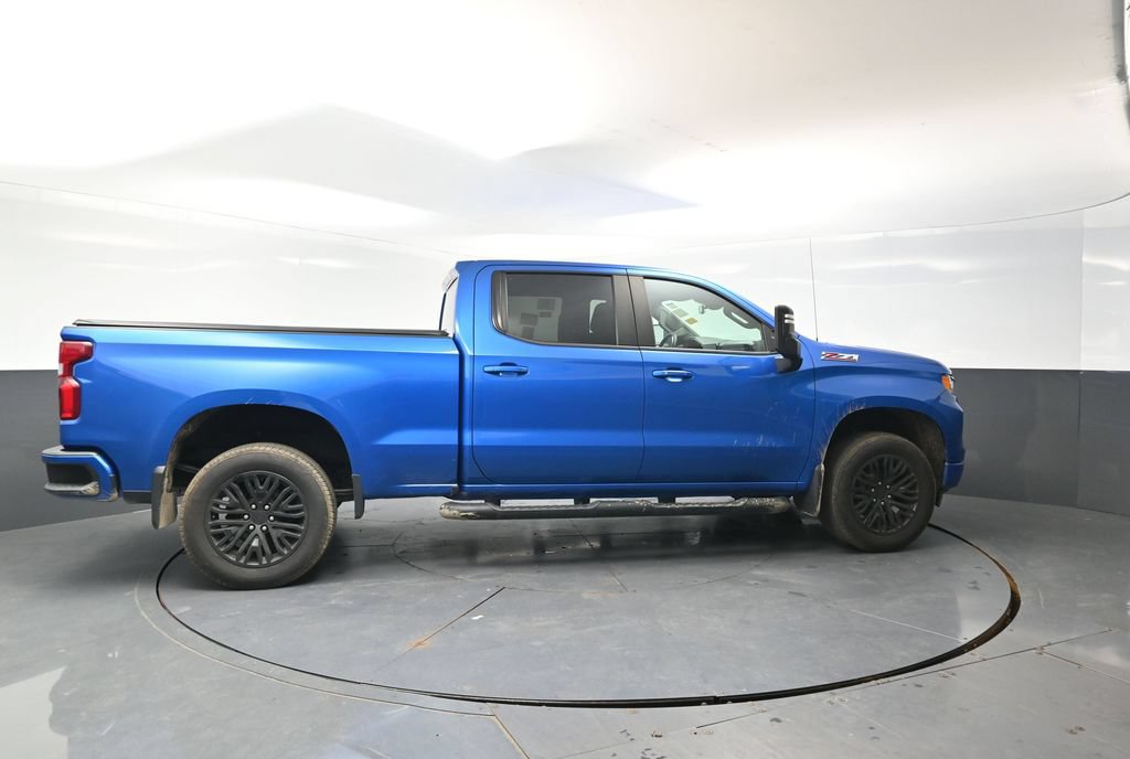 Used 2024 Chevrolet Silverado 1500 RST AWD/4WD image 2