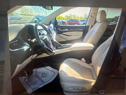 Used 2023 Buick Enclave Essence w/ LPO, Floor Liner Package FWD image 6