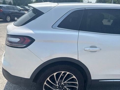Used 2019 Lincoln Nautilus Reserve AWD/4WD image 11