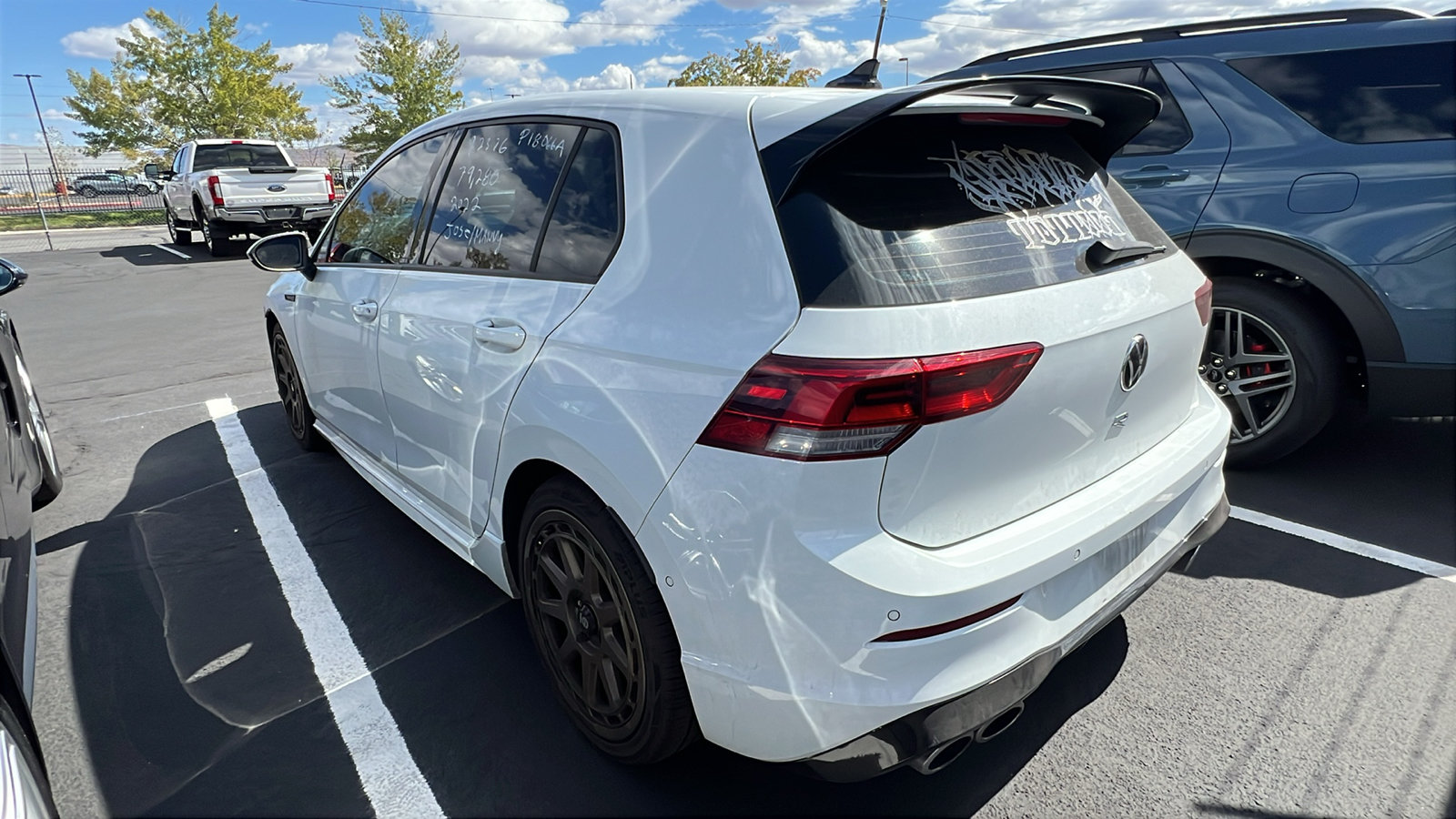 Used 2022 Volkswagen Golf R AWD/4WD image 3