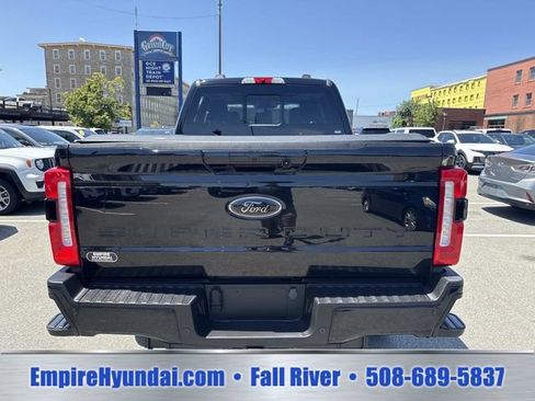 Used 2024 Ford F250 Lariat w/ Lariat Ultimate Package AWD/4WD image 4
