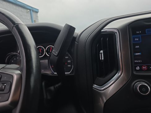 Used 2021 Chevrolet Silverado 1500 LT Trail Boss image 24