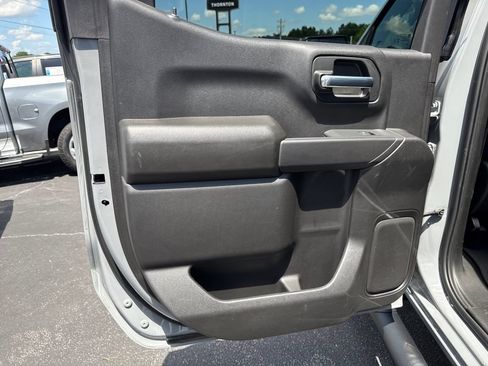 Used 2024 Chevrolet Silverado 1500 Custom Trail Boss w/ Turbomax Blackout Package AWD/4WD image 22