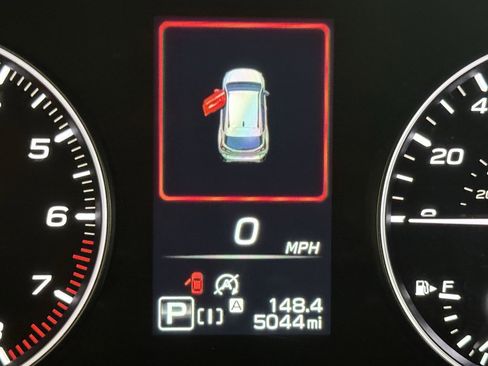 Used 2024 Subaru Crosstrek 2.0i Premium w/ Popular Package #4 image 23