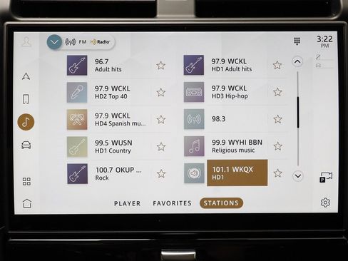 Certified 2025 Land Rover Discovery S image 10