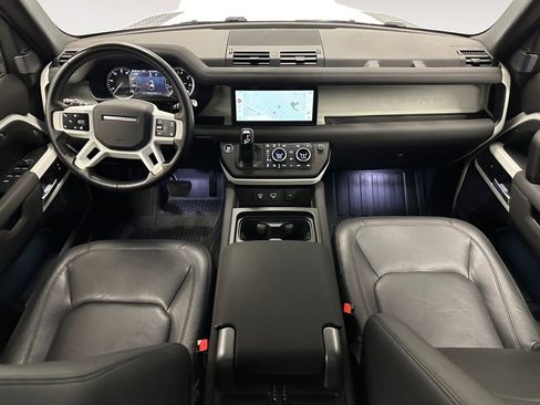 Used 2023 Land Rover Defender 110 S image 10