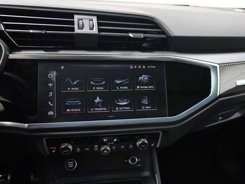 Certified 2025 Audi Q3 2.0T Premium Plus w/ Premium Plus Package image 30