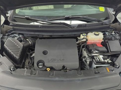 Used 2019 Buick Enclave Essence AWD/4WD image 30