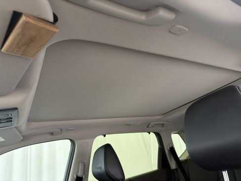 Used 2023 Nissan Rogue SV w/ SV Premium B Package image 14