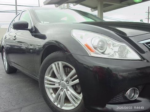 Used 2010 INFINITI G37 x Sedan w/ Premium Pkg AWD/4WD image 19