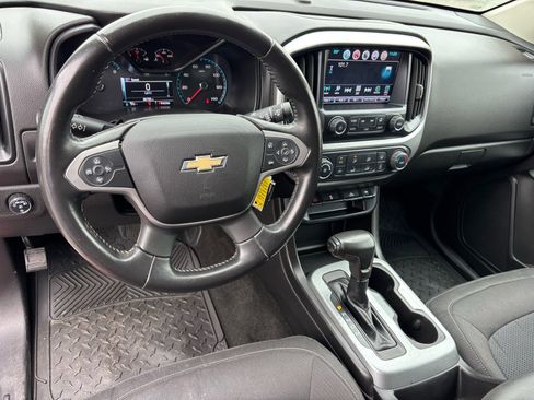 Used 2016 Chevrolet Colorado LT w/ LT Convenience Package image 17
