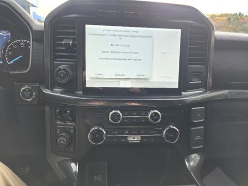 Used 2022 Ford F150 XLT w/ Equipment Group 302A High image 14