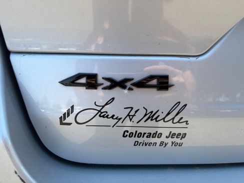 Used 2022 Jeep Grand Cherokee Altitude AWD/4WD image 31