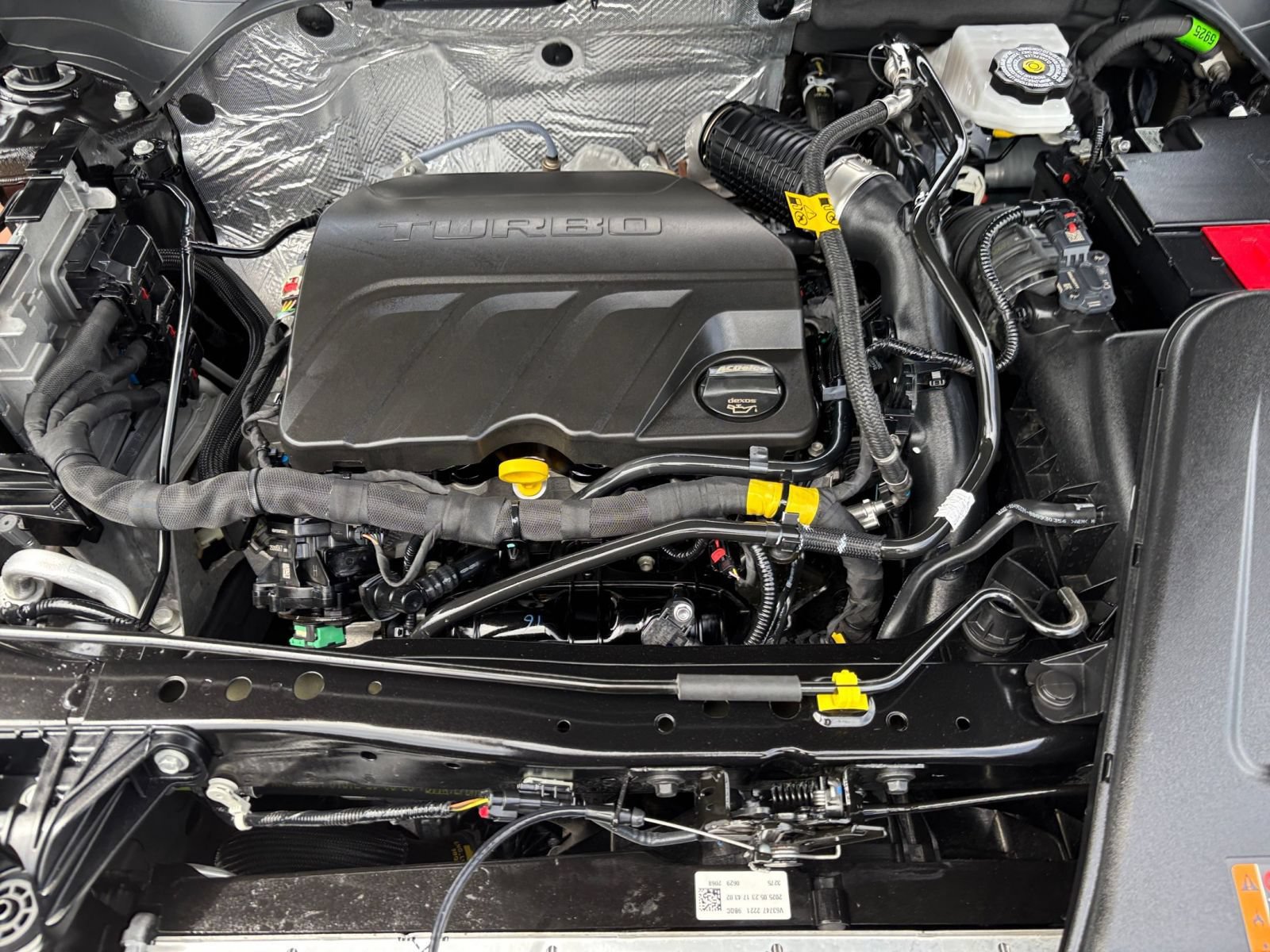Used 2025 Chevrolet Trax LT FWD image 58