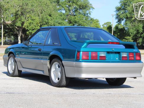 Used 1993 Ford Mustang GT RWD image 6