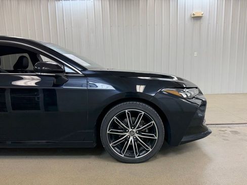 Used 2019 Toyota Avalon XSE w/ All Weather Liner Package FWD image 4