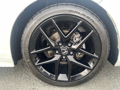 Used 2022 Honda Civic Sport image 12