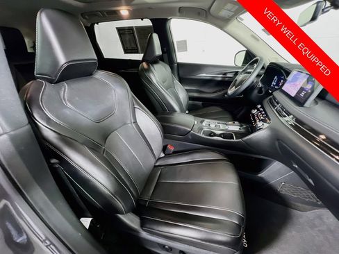 Used 2025 INFINITI QX60 Luxe w/ Cargo Package FWD image 30