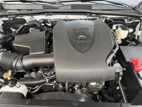 Used 2023 Toyota Tacoma Limited image 36