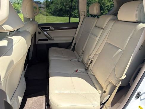 Used 2014 Lexus GX 460 Luxury AWD/4WD image 21