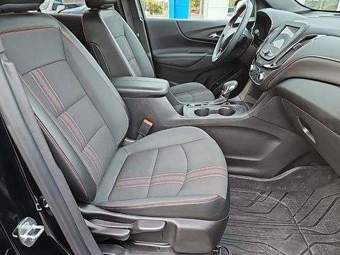 Used 2024 Chevrolet Equinox RS image 25