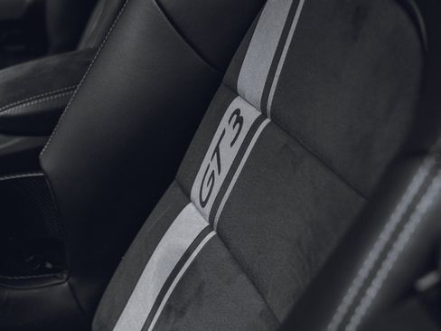 Used 2018 Porsche 911 GT3 RWD image 33