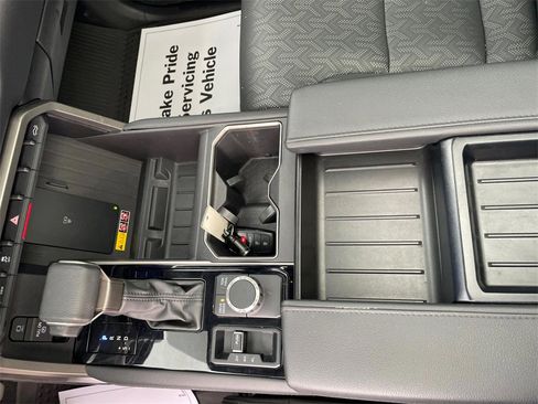 Used 2025 Toyota Tundra Limited image 25