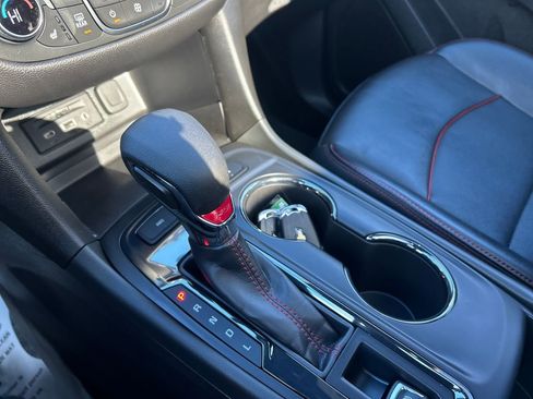 Used 2023 Chevrolet Equinox RS w/ RS Leather Package image 16