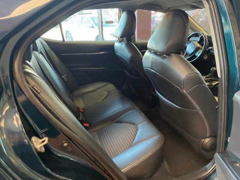 Used 2019 Toyota Camry SE image 28