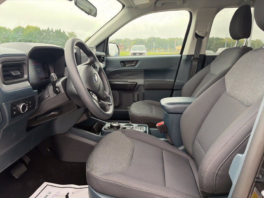 Used 2025 Ford Maverick XL FWD image 16