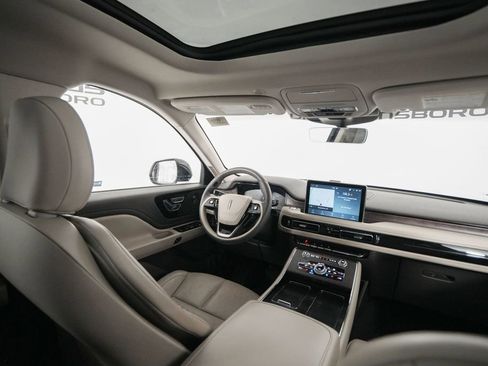 Used 2022 Lincoln Aviator Reserve w/ Equipment Group 201A image 16