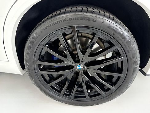Certified 2022 BMW X5 M50i w/ Executive Package AWD/4WD image 30