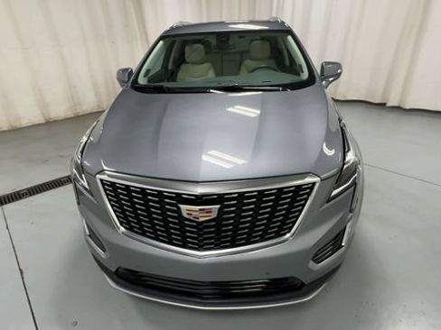 Certified 2024 Cadillac XT5 Premium Luxury AWD/4WD image 3