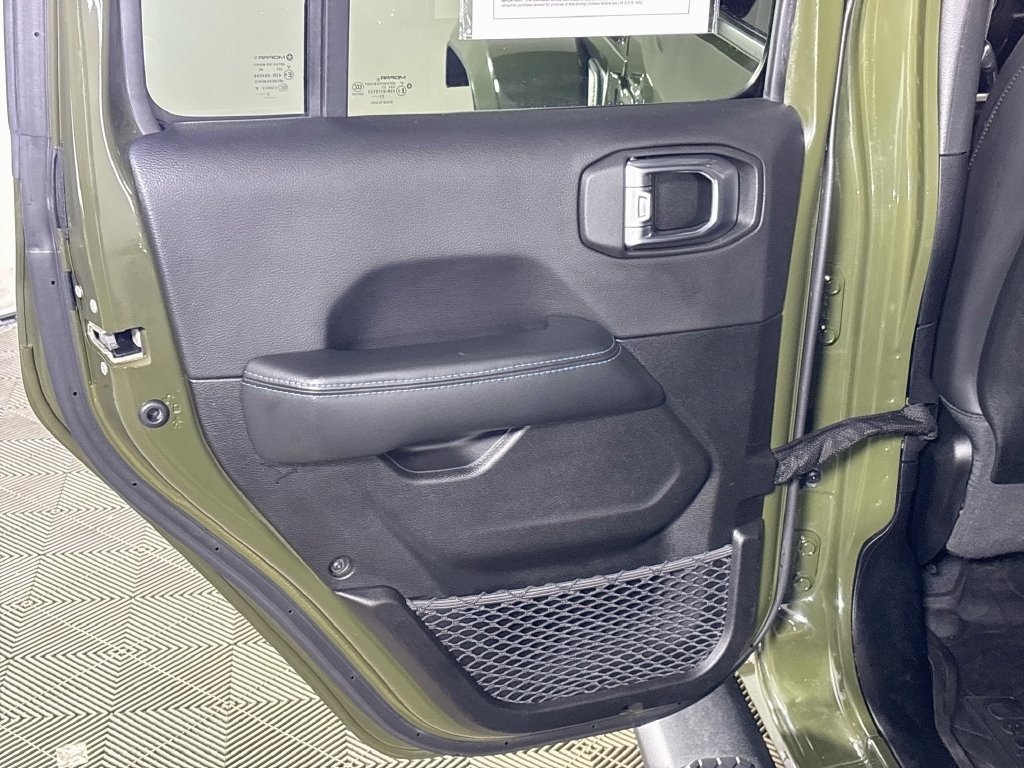 Used 2024 Jeep Wrangler High Altitude AWD/4WD image 20