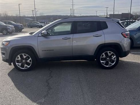Used 2019 Jeep Compass Limited image 2