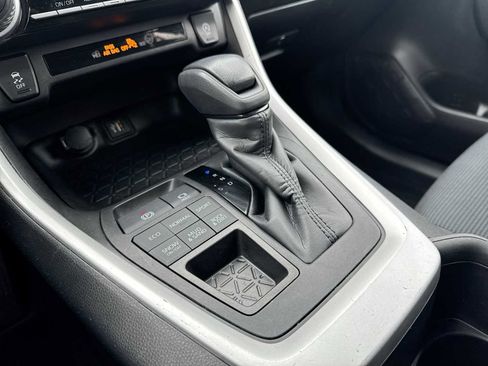 Used 2023 Toyota RAV4 LE image 29