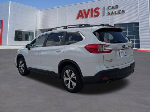 Used 2025 Subaru Ascent Premium AWD/4WD image 9