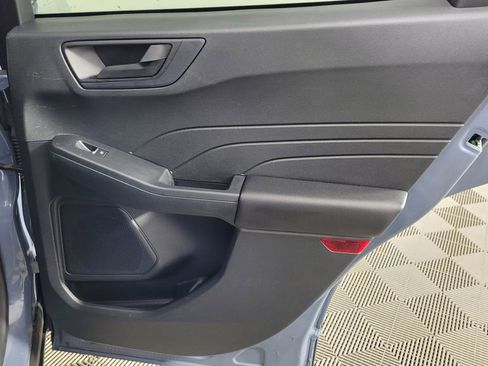 Used 2023 Ford Escape Active image 32